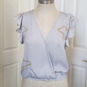 ANTHROPOLOGIE Silver Gray Mustard YellowSilky Top Blouse Ruffle Shoulders Floral